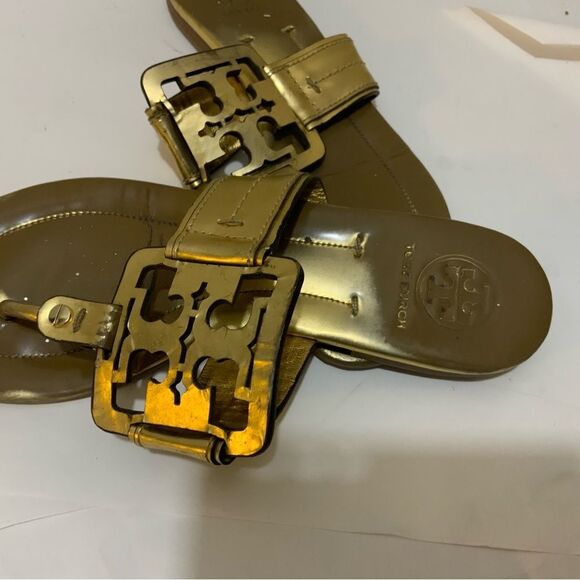 Tory Burch Miller Logo Patent Leather Sandals Vintage Gold  Size 7 - Picture 2 of 8